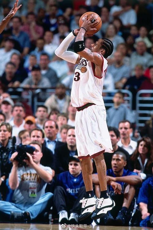 天空体育：姆巴佩能否出战曼城存疑，几小时前他刚接受了治疗（天空体育：姆巴佩数小时前刚接受治疗，出战曼城成疑）