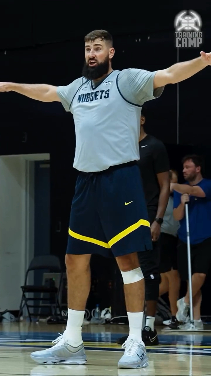 英超官方：这是理查利森在北伦敦德比中进球的慢放镜头（英超官方发布：理查利森北伦敦德比破门慢动作回放）