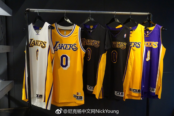 德转统计U18球员身价前50：亚马尔、库巴西、埃斯特旺前3（德转发布U18球员身价TOP50榜：亚马尔、库巴西、埃斯特旺位列前三）