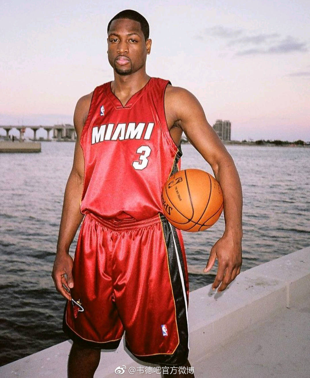 CBA杯：原帅末节11分山西拒广东逆转取连胜 诺威尔29+6徐杰25+11（CBA杯：原帅末节砍11分助山西连胜力克广东 诺威尔29+6、徐杰25+11）