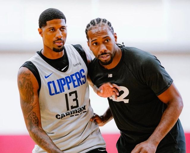 球迷提前退场！斯洛特下课倒计时 伊萨克遭遇119年之耻（球迷提前散场！斯洛特帅位告急倒计时 伊萨克创119年最尴尬纪录）