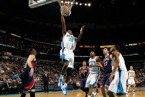 英超战报：曼城2-1战胜切尔西,（英超快讯：曼城2比1力克切尔西）